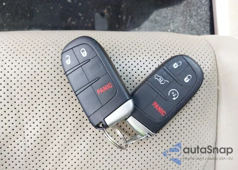 2015 Jeep Grand Cherokee Limited из США, поврежденный, VIN 1C4RJFBG6FC143205